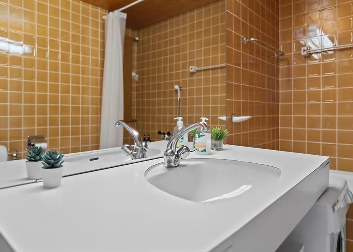 Crans-montana, 5 Pers, Balcon Vue Et Parking Privé * Crans-Montana